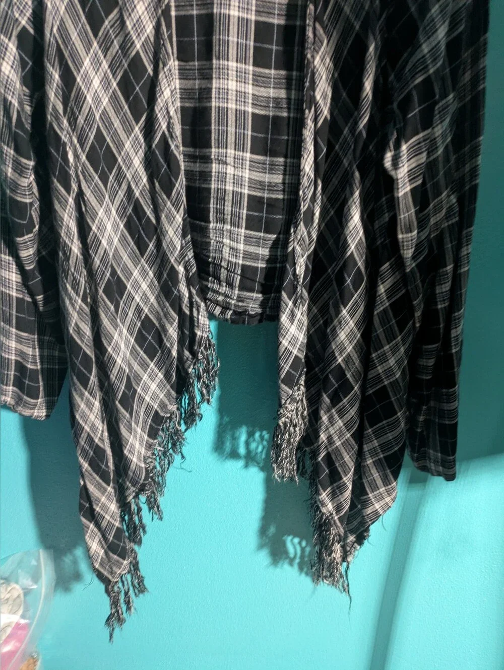 Torrid Plaid Fringe Cardigan - Size‎ 00 🖤